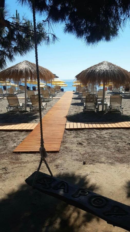 Psarou Apartments Paralia Skotinis Luaran gambar