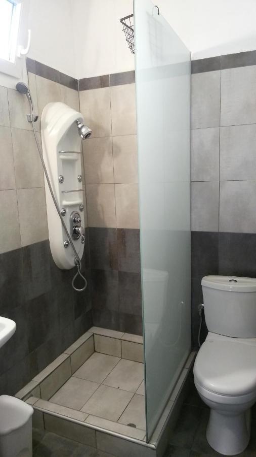 Psarou Apartments Paralia Skotinis Luaran gambar