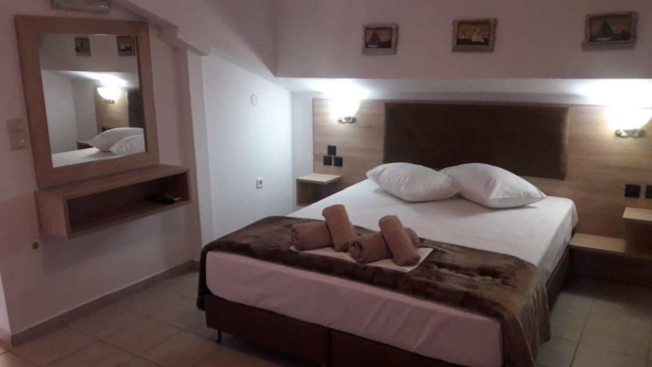 Psarou Apartments Paralia Skotinis Luaran gambar
